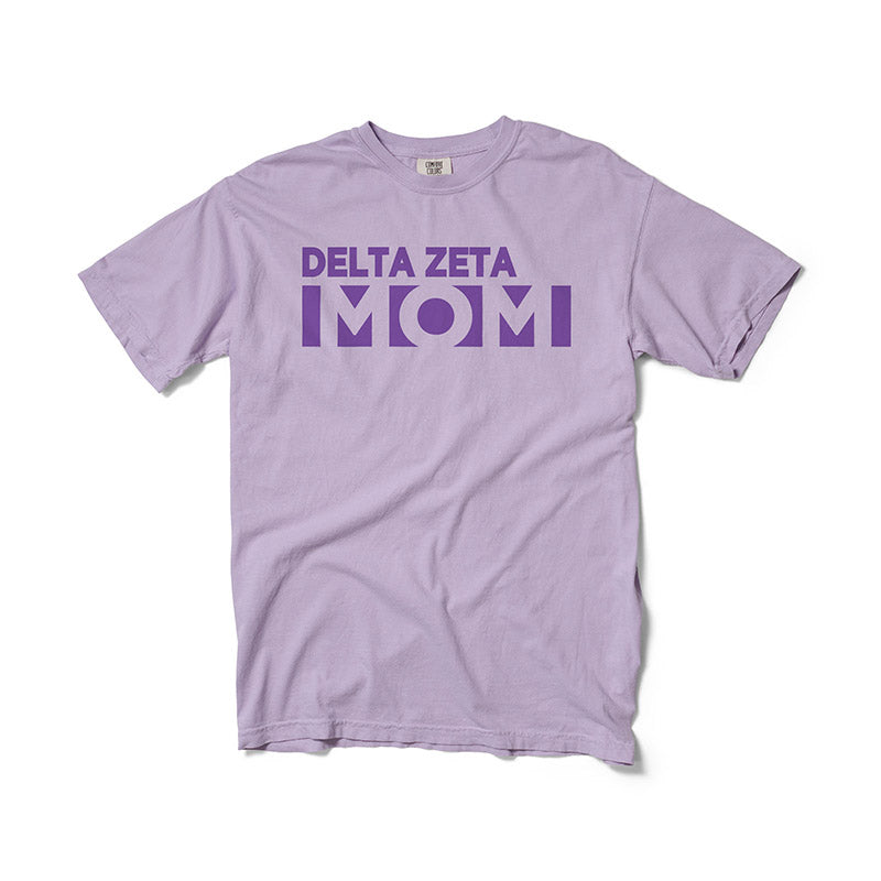 Mom Tee